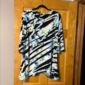 Alfani Black and White Asymmetrical Tunic Top